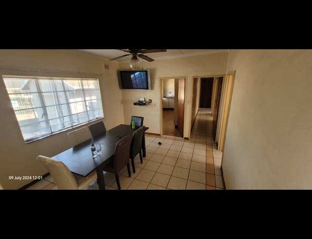 4 BEDROOM HOUSE RENTED IN PELHAM